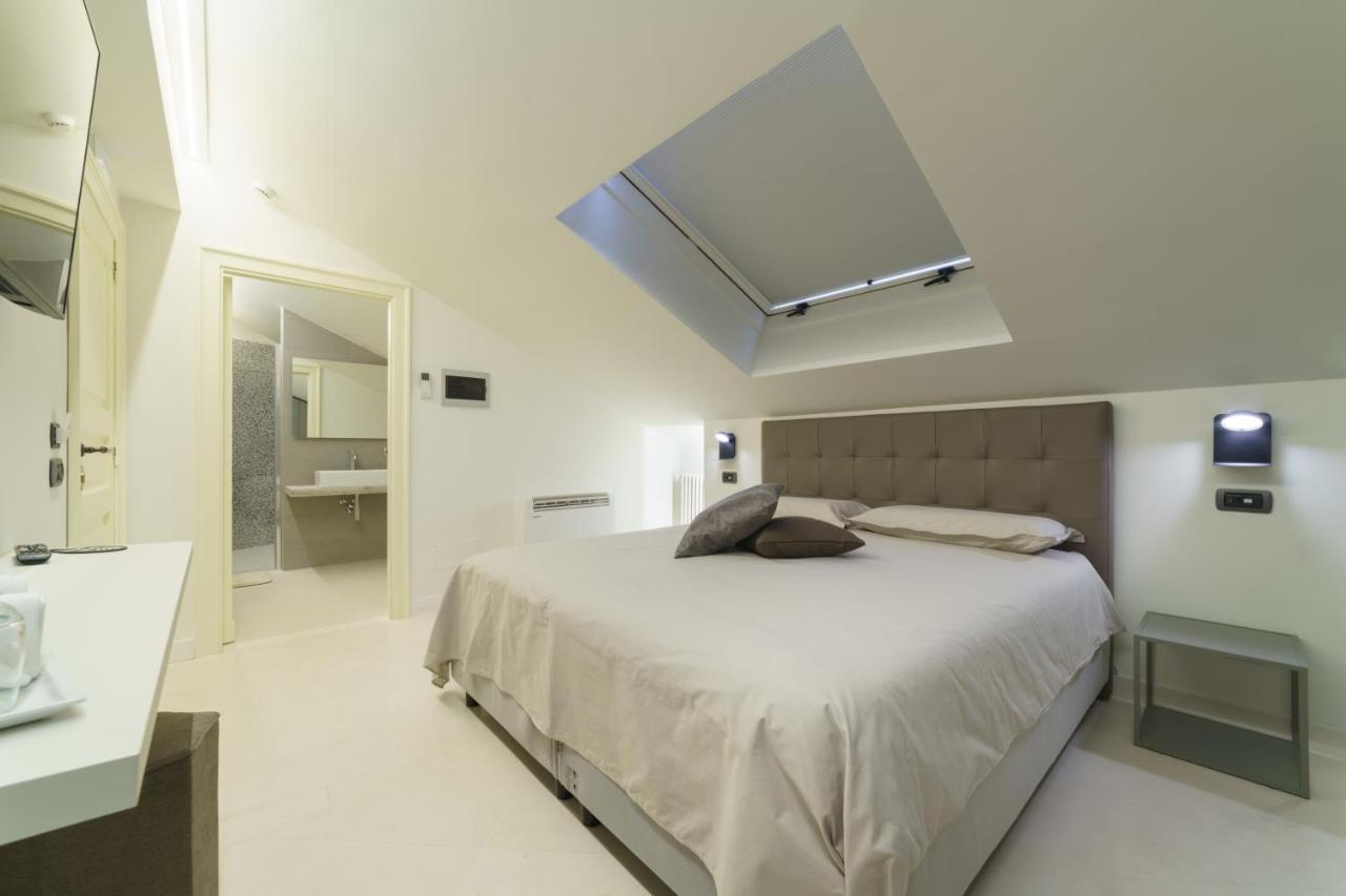 Caffetteria Luca Suite & Rooms Bronte Exterior photo